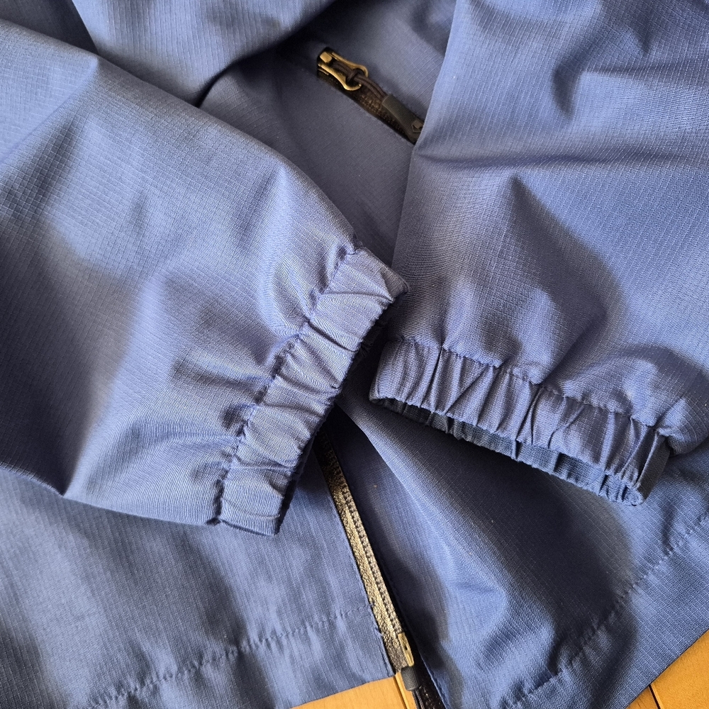 Liquid boys size 14/16 blue rain jacket - Picture 5 of 5